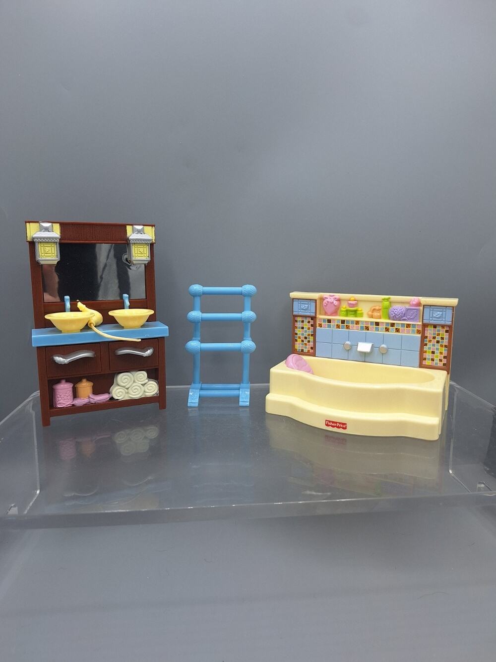 Fisher Price~Loving Family Dollhouse~3 pc Bathroom Set~Tub, Towel Rack Sink~2008